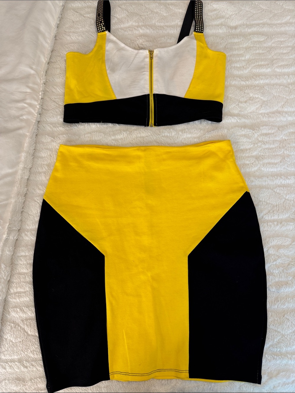 Nicki Minaj Yellow Black White Colorblock Two-Piece Skirt Set
